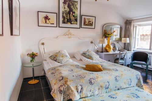 Кровать или кровати в номере Prijeko Palace