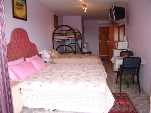 Cama o camas de una habitación en Bed and Breakfast at Eves