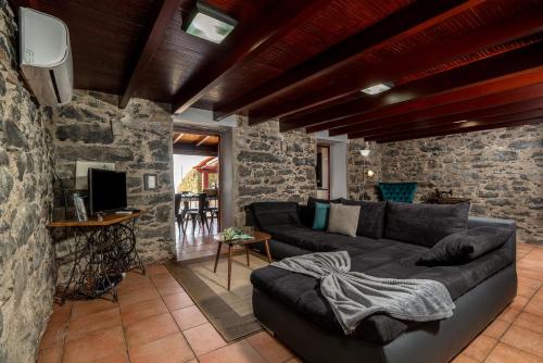 Casa Leonor by Rent2U, Lda