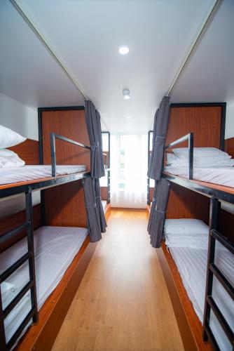 Postel nebo postele na pokoji v ubytování LUXURY HOSTEL