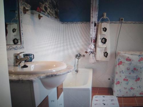 ห้องน้ำของ Ribera Sacra ( apartamento Rural )