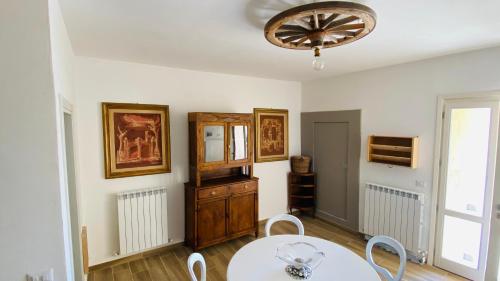 Kuchyňa alebo kuchynka v ubytovaní Agriturismo Casa Orsini