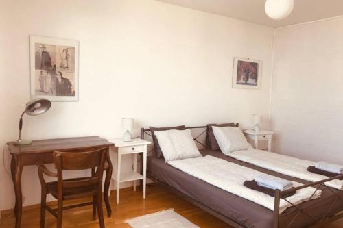 Gallery image of Mitten im Achten. Zentrale Wohnung in Wien in Vienna