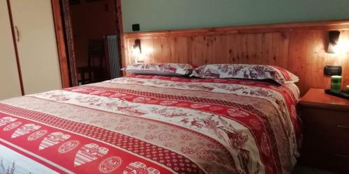 Giường trong phòng chung tại CASA GIo CIR 0001