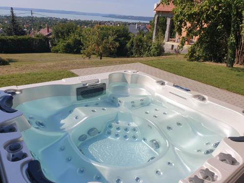 Lakeview Apartments Balatonfüred 8230 Balatonfüred, Pincemester utca 12 kép - 3
