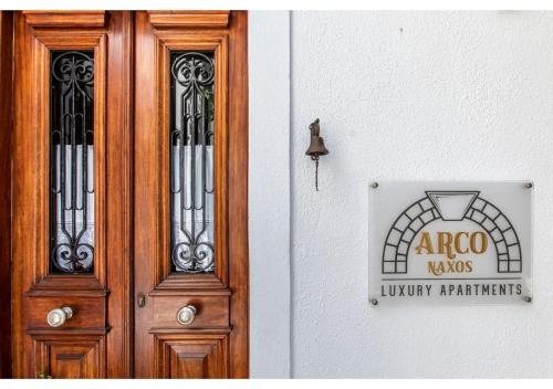 Arco Naxos Luxury Apartments
