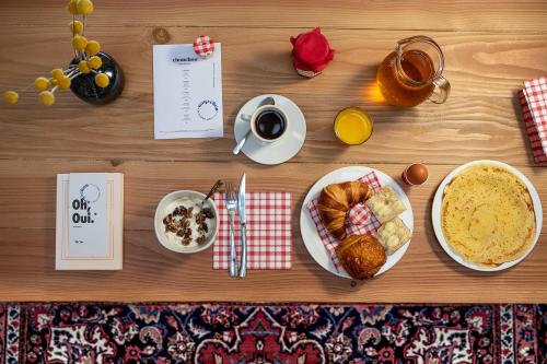 Jídlo v hotelu nebo okolí