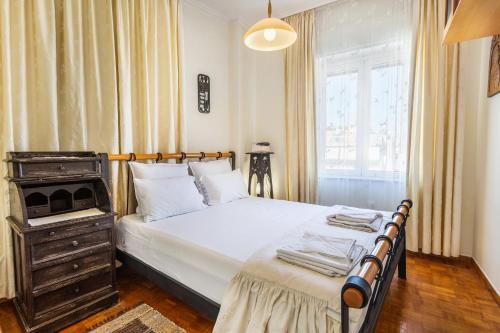 Central luxurious Apartment with sea view!