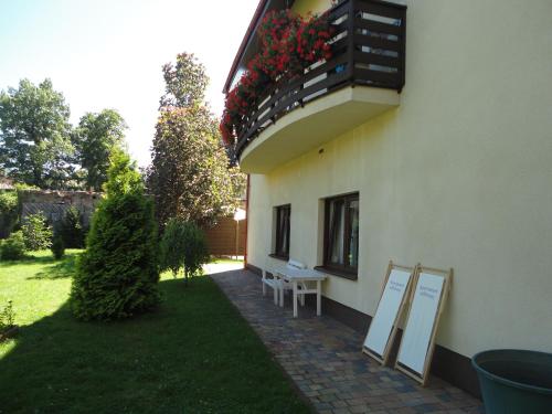 Vonkajšia záhrada v ubytovaní Apartament wSPAniały.