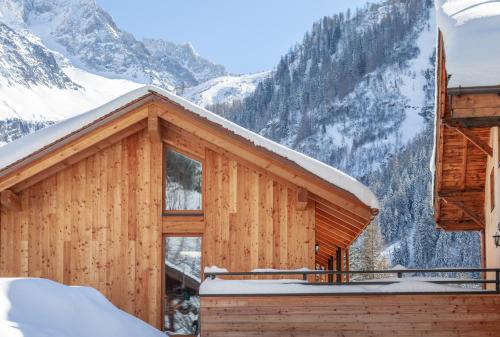 Petit Yeti Chalet
