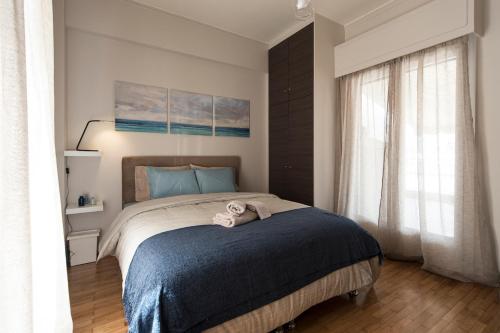 EL GRECO Penthouse in Vibrant Petralona
