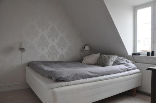 Postel nebo postele na pokoji v ubytování ApartmentInCopenhagen Apartment 469