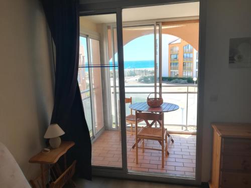 Un balcón o terraza en Cap de Mer - Vue sur mer - Une chambre - Une terrasse - Accès direct plage - Commerces à proximités