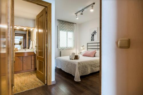 Ένα ή περισσότερα κρεβάτια σε δωμάτιο στο Apartamento Ainsa