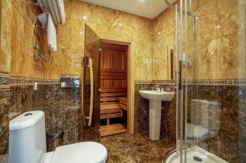 Koupelna v ubytování Volkhov