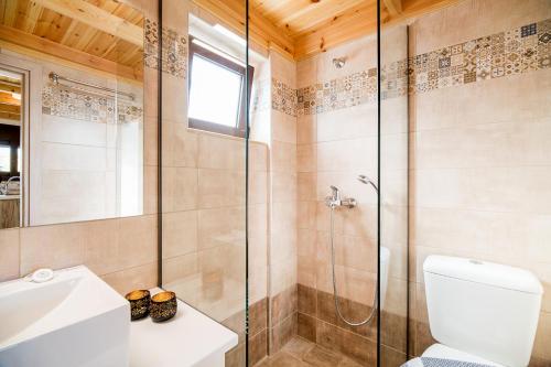 Koupelna v ubytování Kyma Luxury Studio