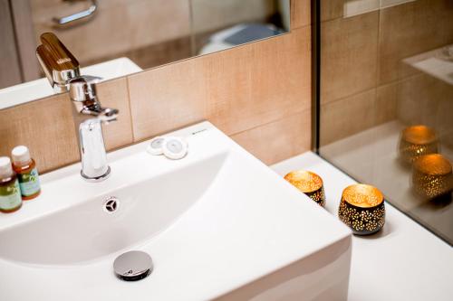 Koupelna v ubytování Kyma Luxury Studio