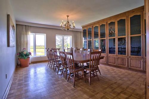 Fotografie z fotogalerie ubytování Grand Villa Estate v destinaci Burlington