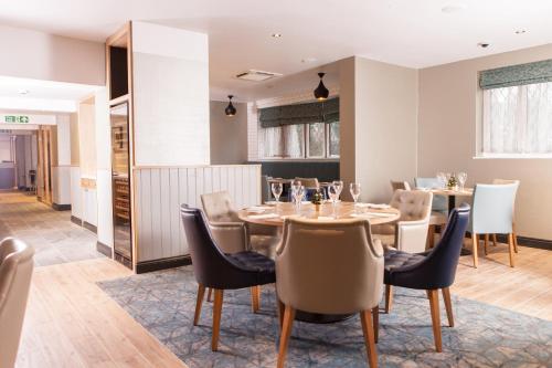 Ruang duduk di Elite Venue Selection Felbridge - Gatwick