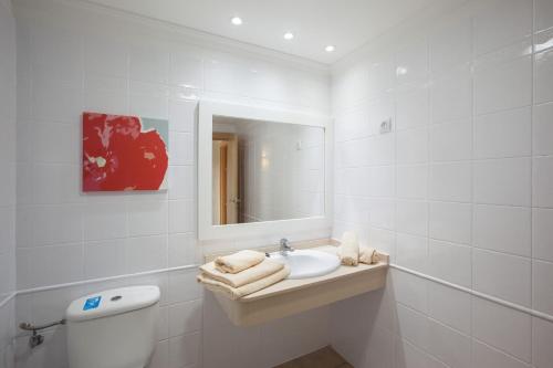 Koupelna v ubytování Grupotel Las Pitas
