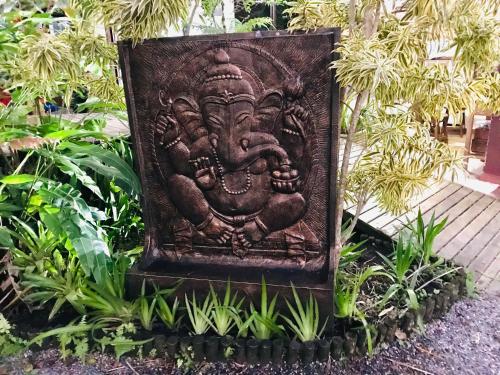 Ganesh Chalésにある庭