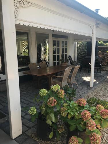 Κήπος έξω από το Bed and Breakfast Azzurro