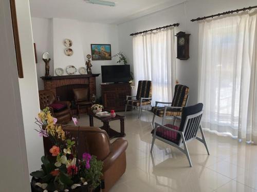 Μια τηλεόραση ή/και κέντρο ψυχαγωγίας στο Residencia Maria Jose