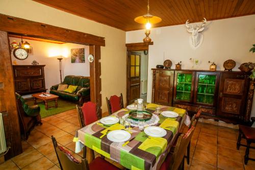 Posezení v ubytování Gîte " LE CHEMIN VERT "
