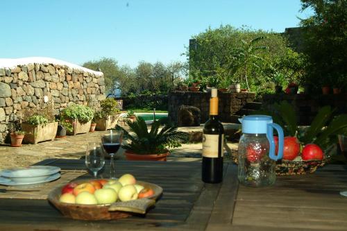 Afbeelding uit fotogalerij van Bouganville-La Casa Dei Fiori in Pantelleria