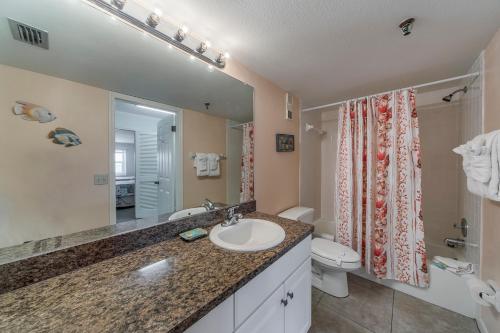 Gallery image of 207 Beach Place Condos in St Pete Beach