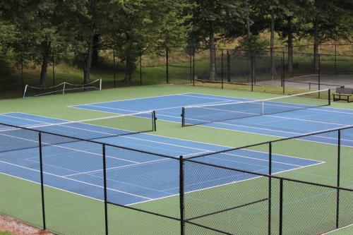 Tenis dan/atau kemudahan skuasy di Sky Valley Casa Dolce Vita atau berdekatan