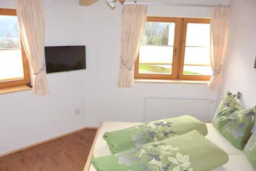 Μια τηλεόραση ή/και κέντρο ψυχαγωγίας στο Ferienhaus Oktogon