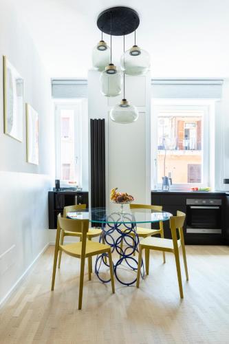 ROMAC Trinity - 3bdr apartment with Sauna & Jacuzzi in Campo de Fiori