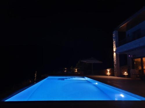 Πισίνα στο ή κοντά στο Shades of blue