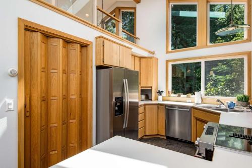 Cedar Point Mercer Lakehouse – Photos 3
