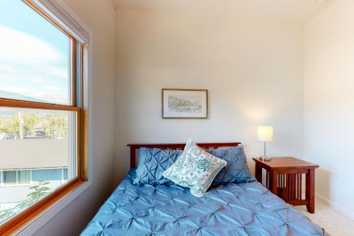 Llit o llits en una habitació de Hood River Hideaway