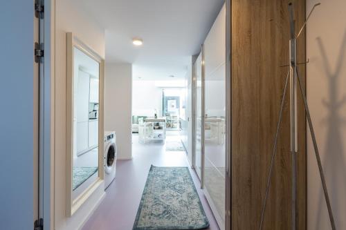 Julius 28 - Perfect Stay at Vienna's Central Charm