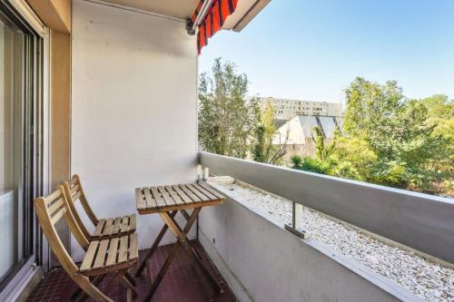 A balcony or terrace at Studio with terrace close to the Prado beach in Marseille Welkeys