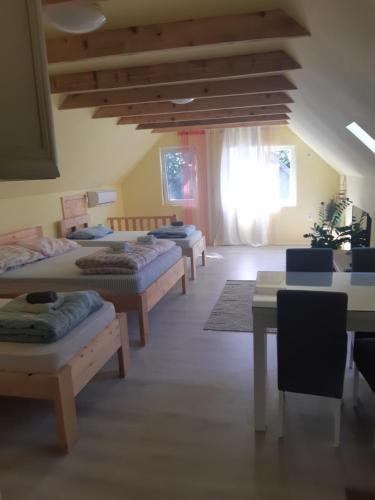 Postel nebo postele na pokoji v ubytování Mirella rooms