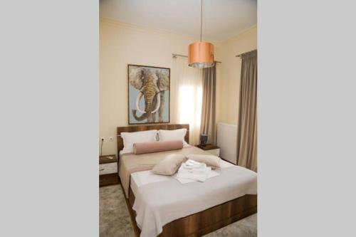Strata deluxe Apt.(Must)