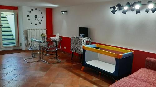 Movie Star Apartment with garden