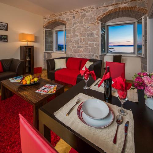 Luxury Apartment Riva with a magnificient view