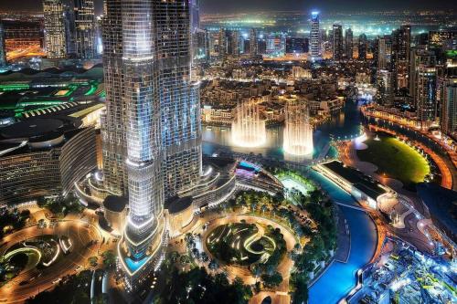 Spacious 3BR in Downtown, Direct Access to Dubai Mall & Metro, Burj Khalifa Views