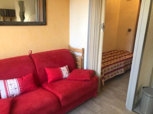 O zonă de relaxare la Studio 3 personnes idéalement situé, au pied des pistes et proche commerces