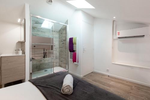 Ett badrum på Atelier Duplex