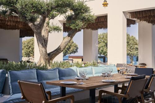 En restaurant eller et andet spisested på Atlantica Beach Resort Kos