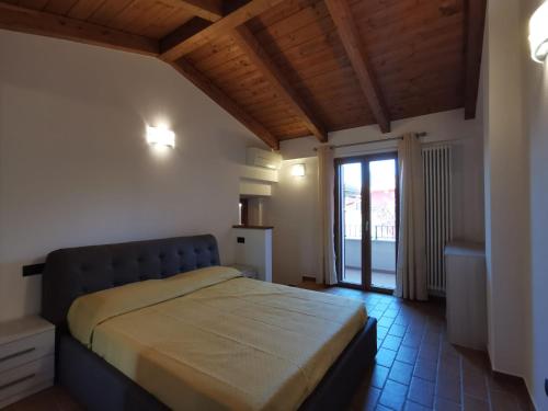 En eller flere senger på et rom på La Casina di Ely