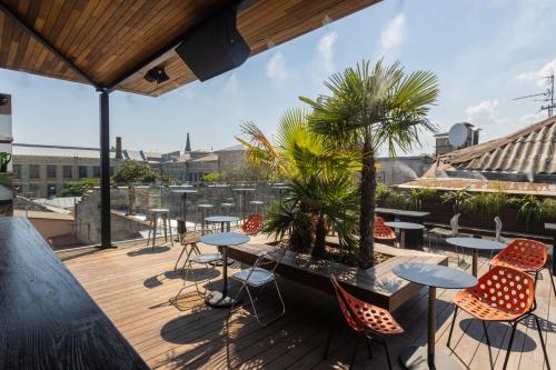 Balkoni atau teres di BRYK Hotel - Maestro