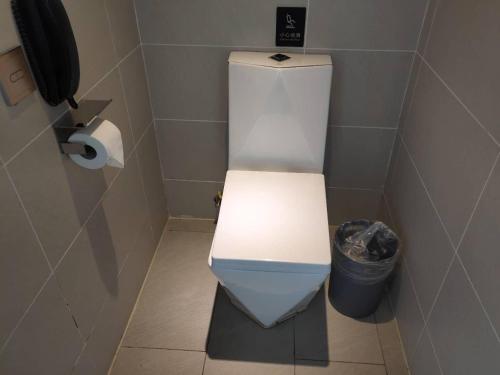 Bilik mandi di Lavande Hotel (Fuzhou Wanda Branch)