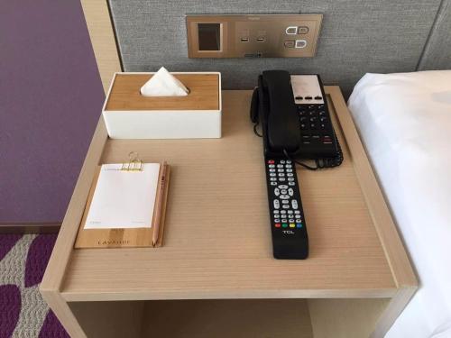 Televisyen dan/atau pusat hiburan di Lavande Hotel (Fuzhou Wanda Branch)